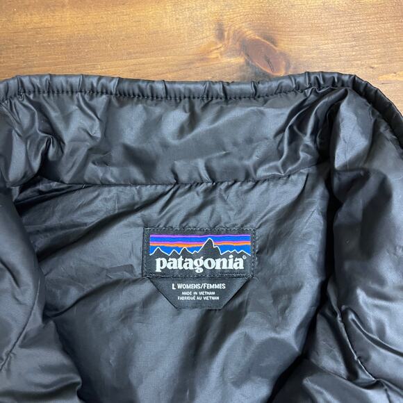 Patagonia Women's Black Nano Puff Vest Style #84247 Size Large Embroidered - Picture 3 of 12
